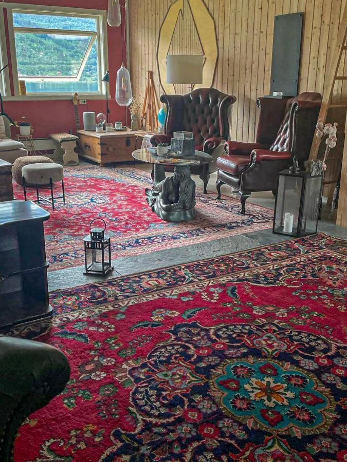 Готель Tjeldoya Slott Hov  Екстер'єр фото